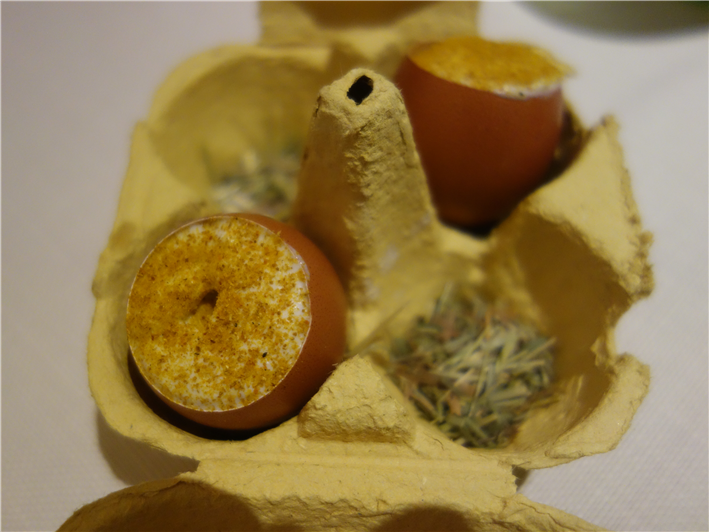 amuse bouche served in eggshell